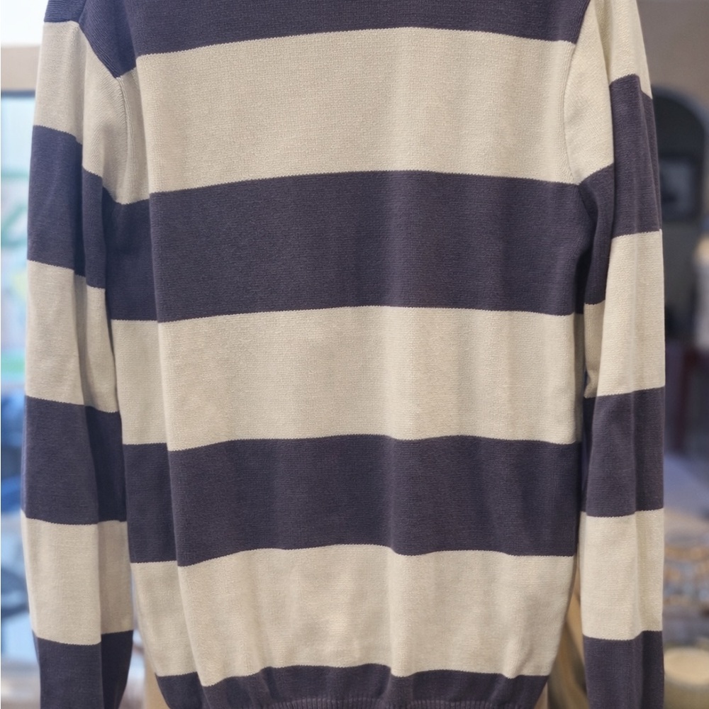 Brandy Melville Grey & White Striped Sweater – One Size